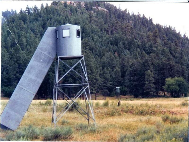 File:Guardtowers at mystery Ranch near Mount Archuletta.jpg